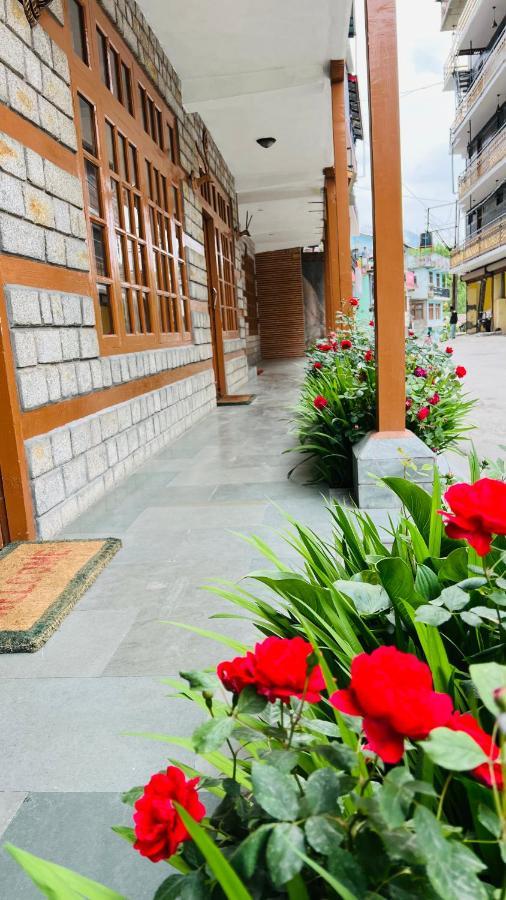 Sita Classic, Most Comfortable Family Hotel In Manali Eksteriør bilde